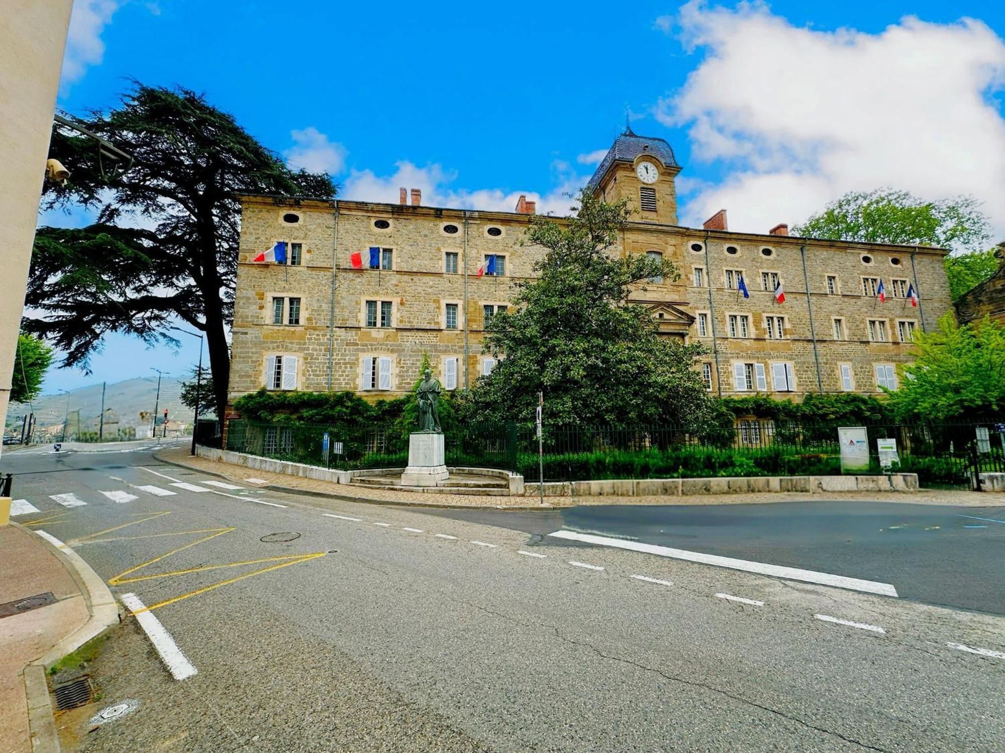 Le Clos Du Rhone - Hypercentre - Wifi Apartment Tournon-sur-Rhone Exterior photo